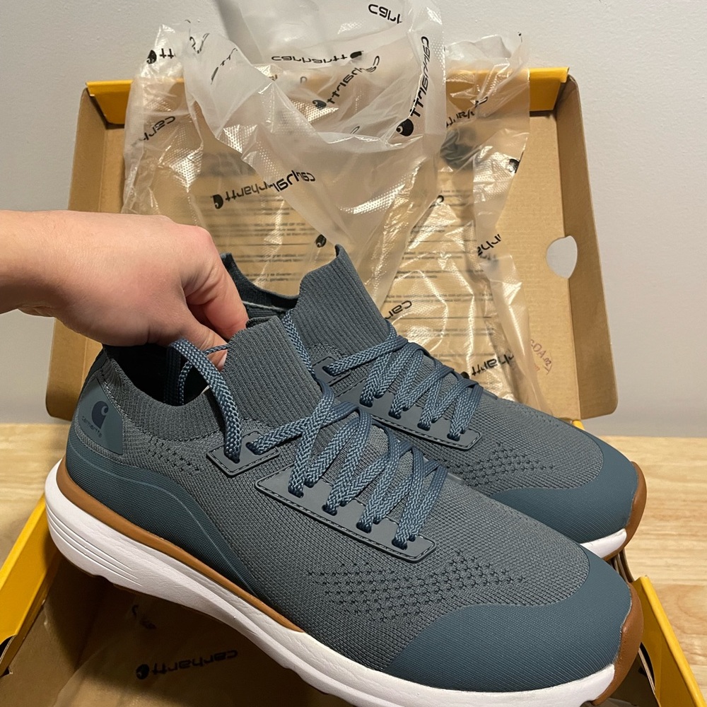 NWT! Women’s Carhartt Shoes size 9.5 sneakers